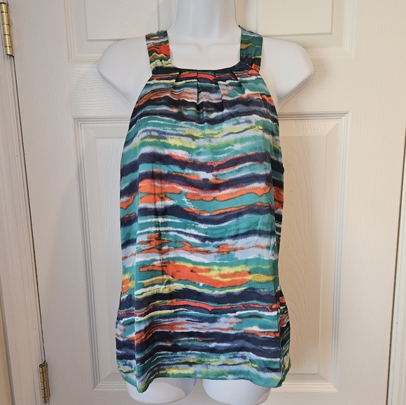 🔥Violet & Claire Water Color Halter Style top size medium - Picture 4 of 8